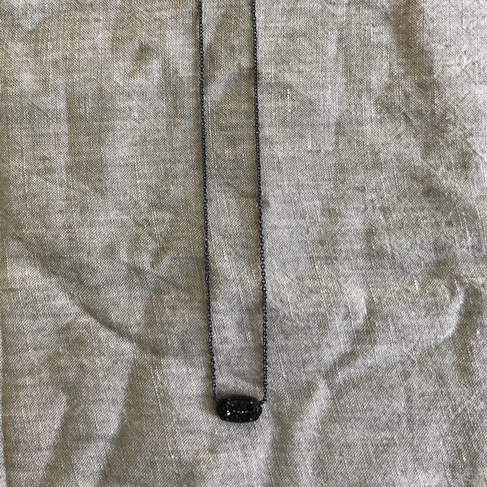 Kendra Scott Elisa necklace